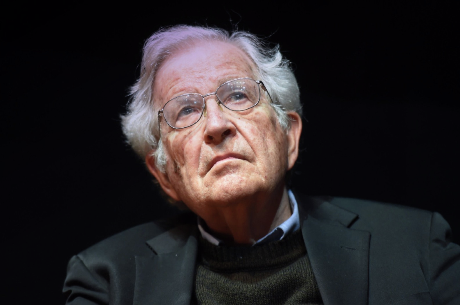 ¡Especial Noam Chomsky!