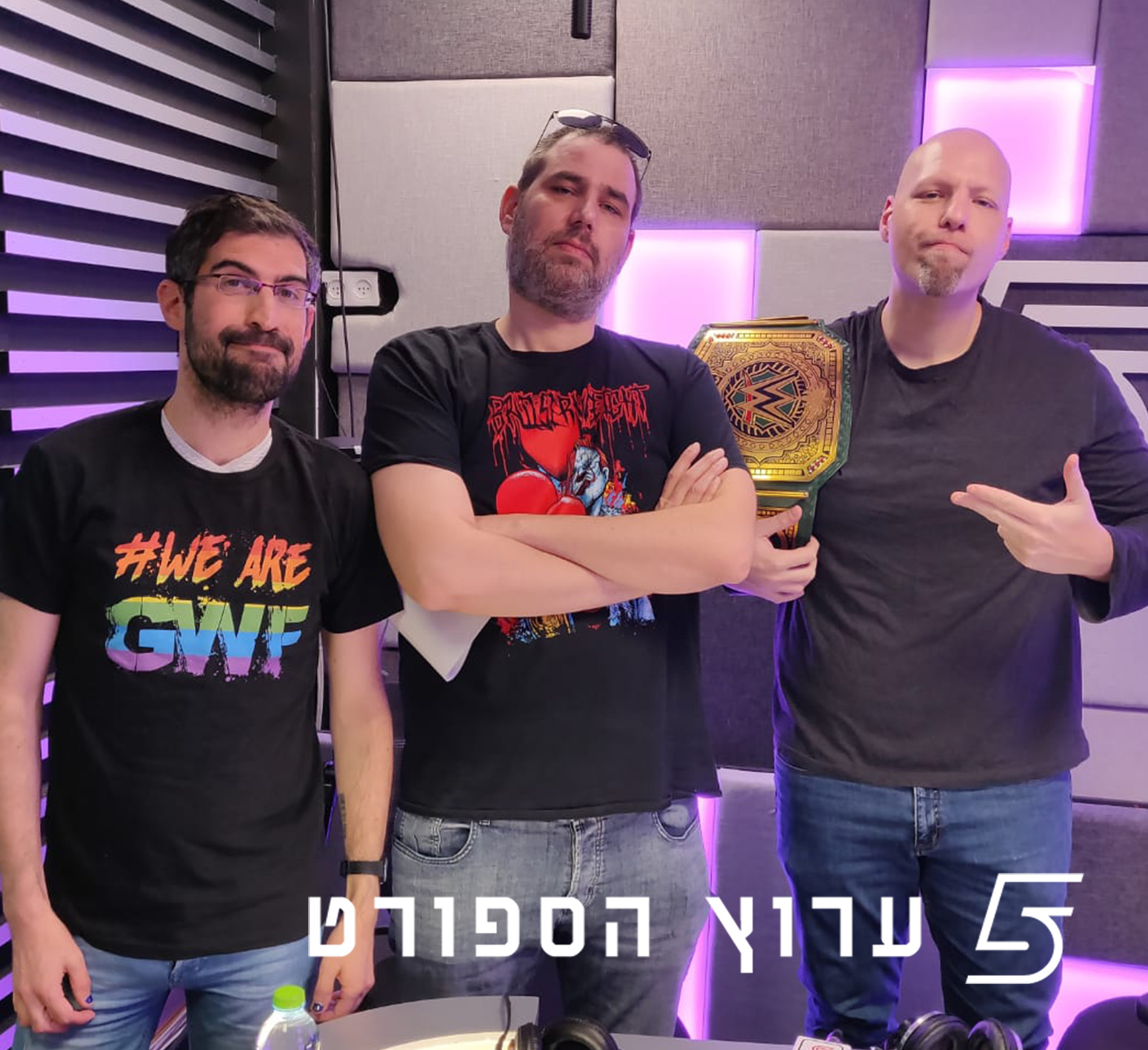 הקהילה הלהט"בית בהיאבקות