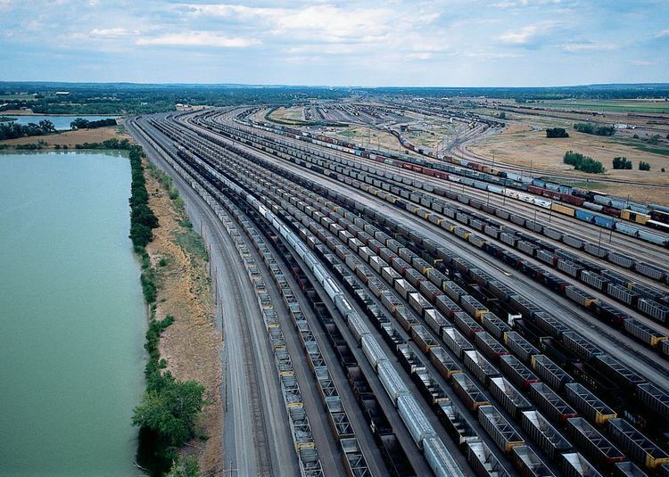 Inside The World's Largest Railyard