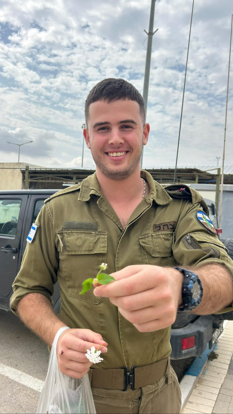 אימו של רון שרמן: "הלוחמה הפסיכולוגית שעברנו היא לא מחמאס, אלא מצה"ל"