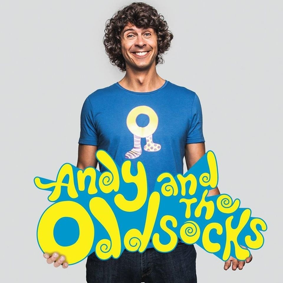 Andy Day, from Andy and the Odd Socks, chats to Bex!