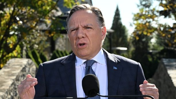 Crane: Francois Legault wasted a political opportunity while in France