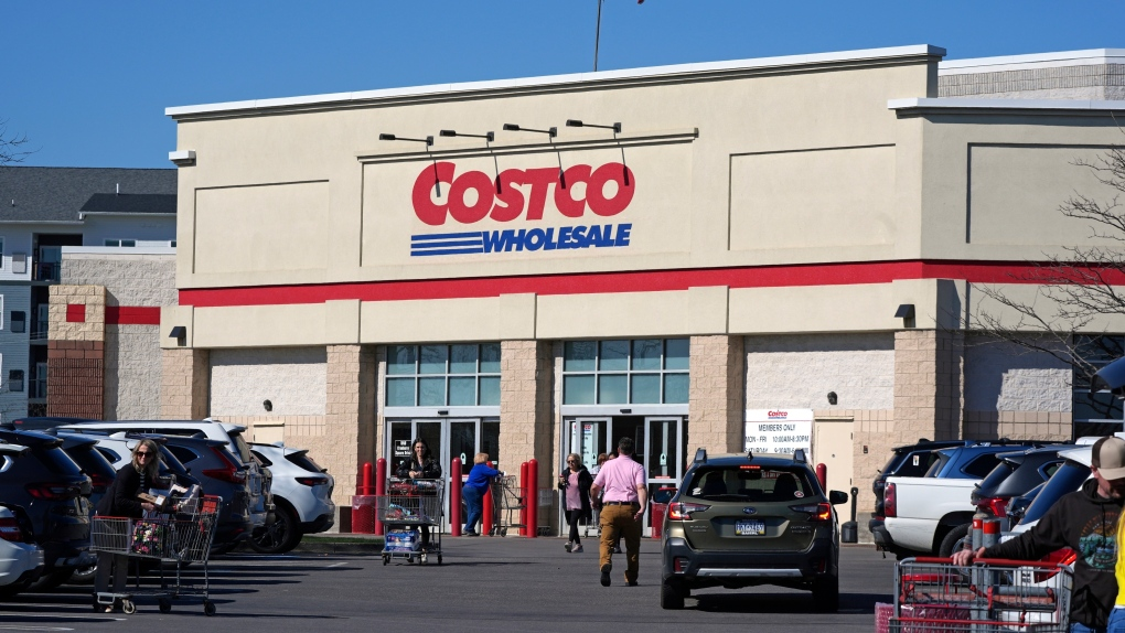 The 2 WORST Things Costco Shoppers Do… STOP IT