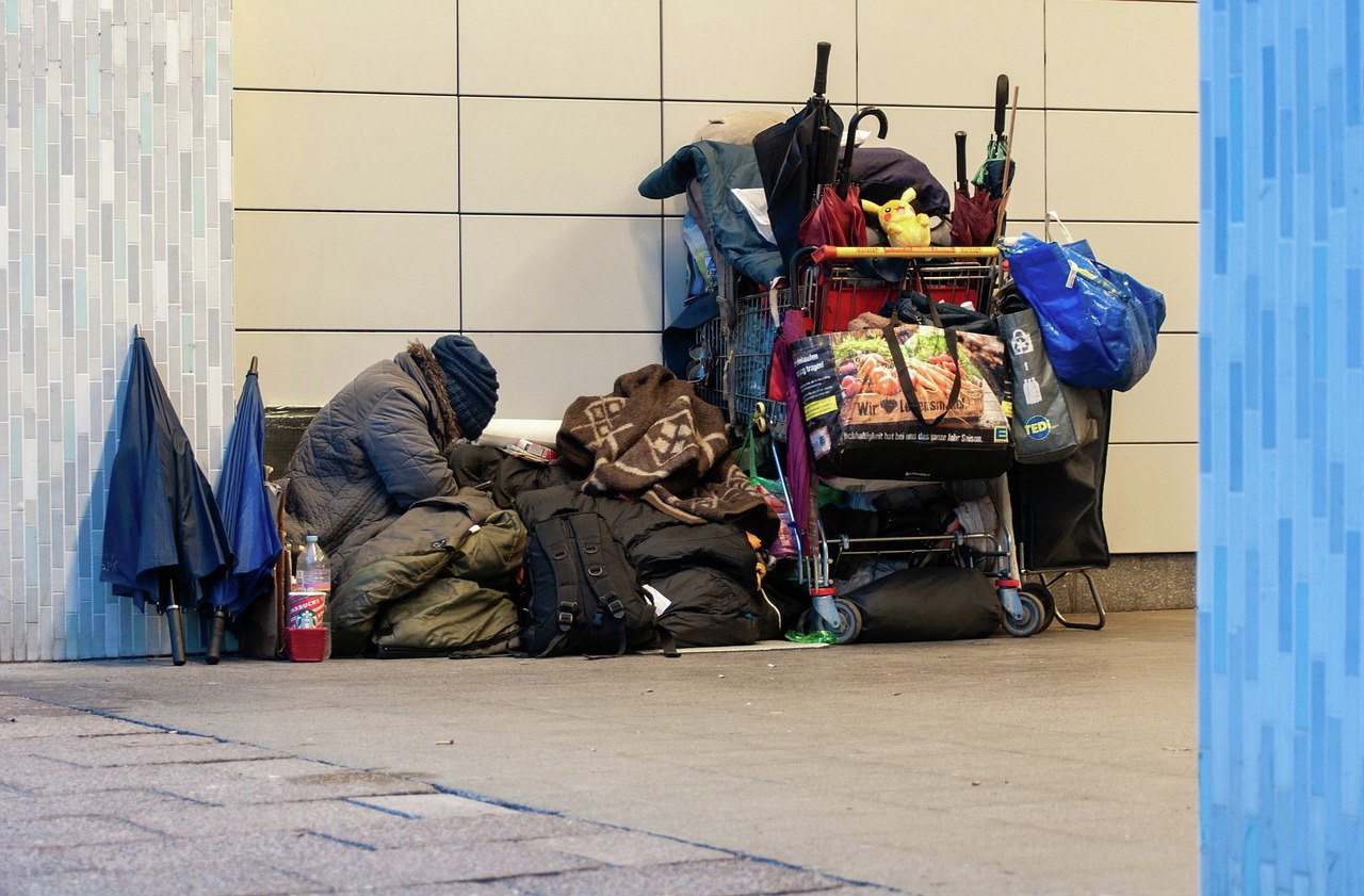 Doug Ford dared them, and they heeded the call. Brantford Mayor Kevin Davis tells @MooreintheAM why 13 mayors are calling on the province to use the notwithstanding clause to clear homeless encampments.