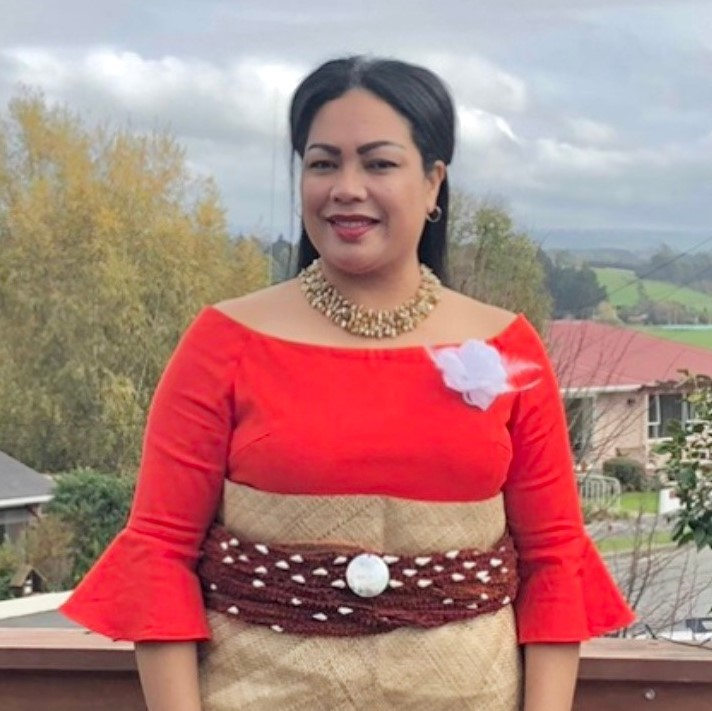 Sina Manoa Latu - Making contact with family in Tonga following volcanic eruption and tsunami