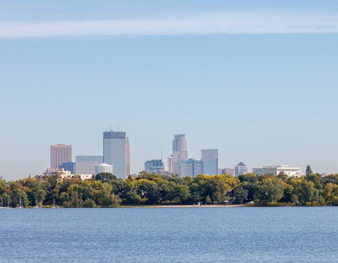 Summer days on our MPLS lakes are underrated