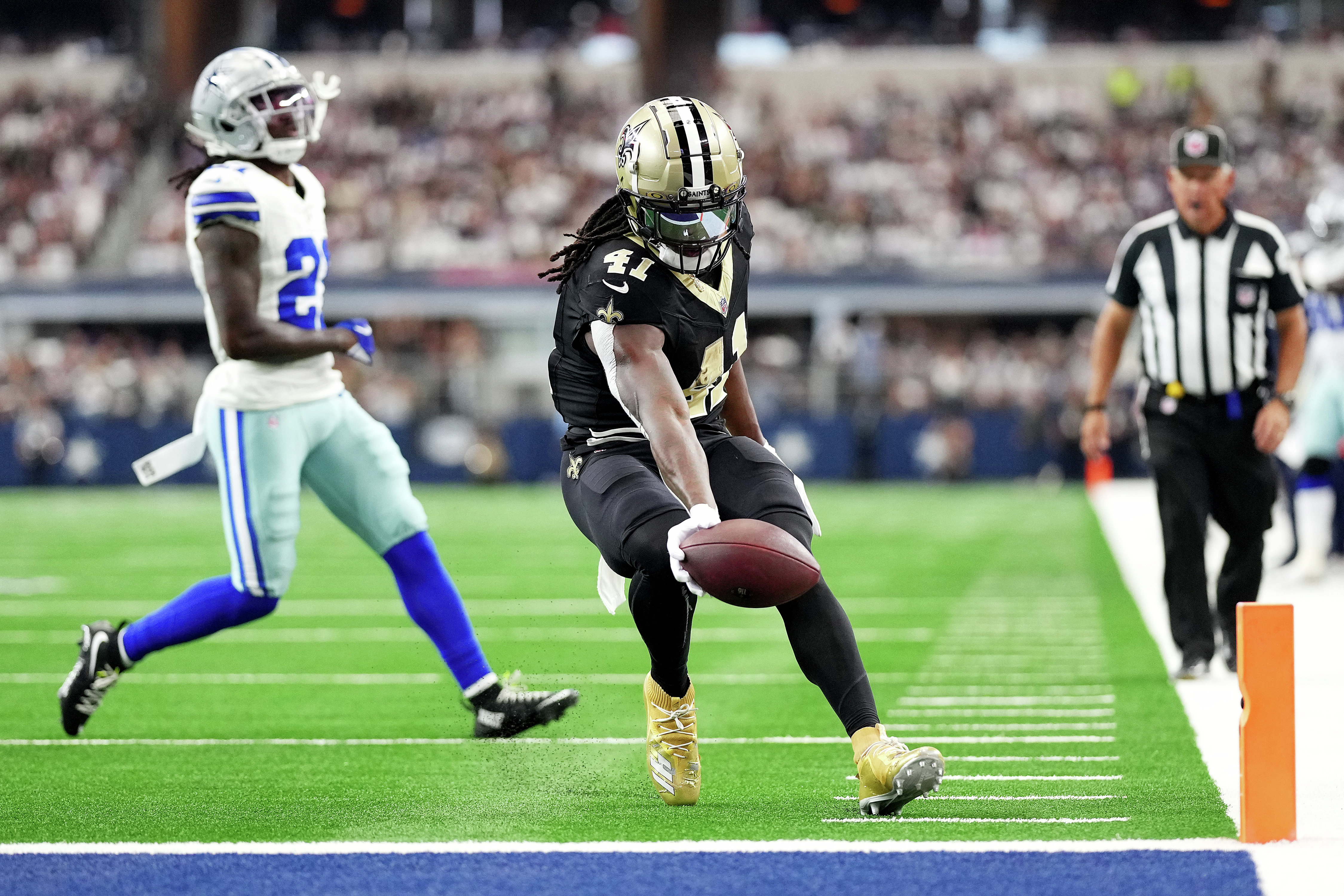 The Point After: The Saints took the Cowboys to the woodshed in Dallas