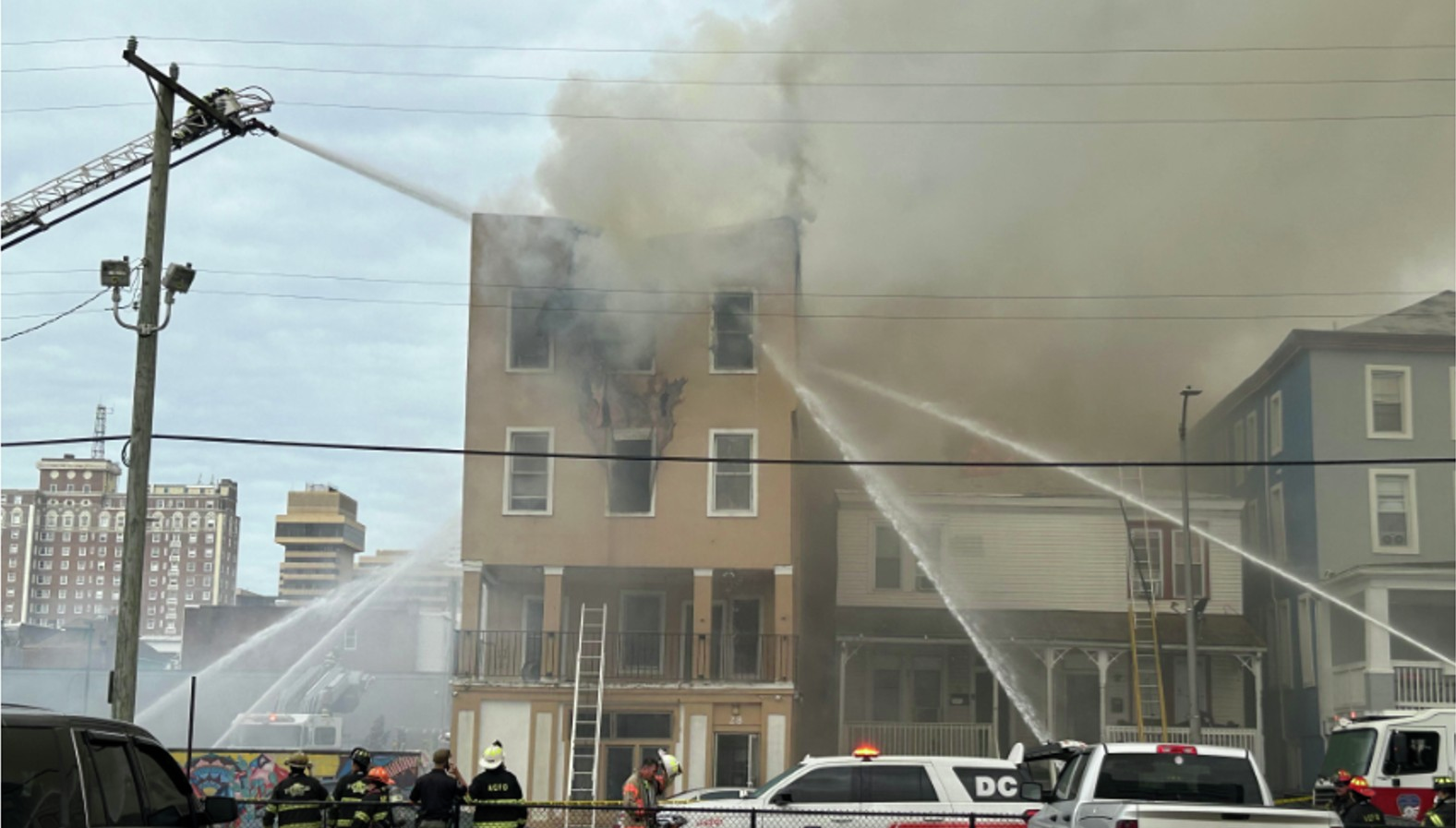 9 people hurt in 5-alarm house fire in Atlantic City