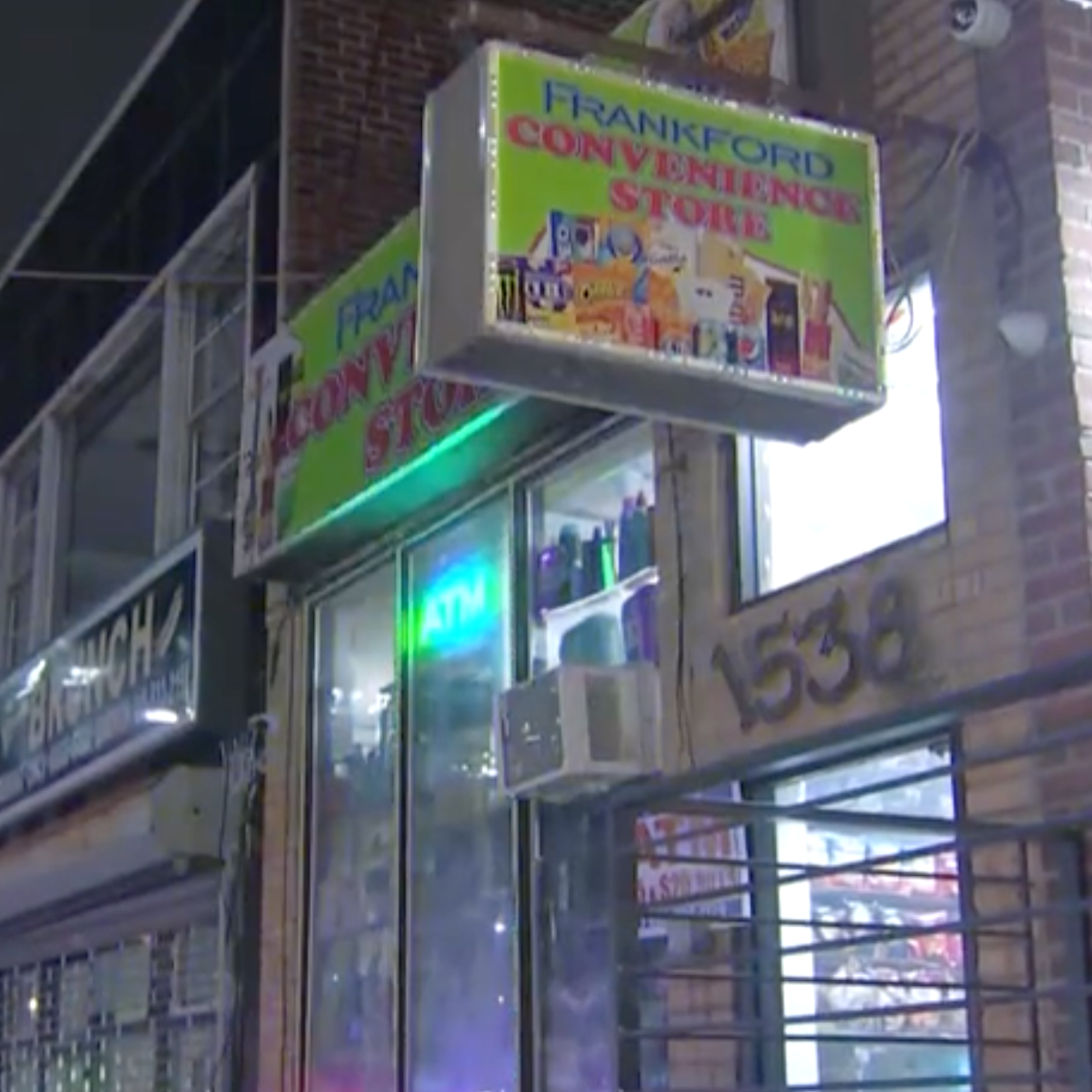 Convenience store clerk shot, killed during possible robbery in Frankford
