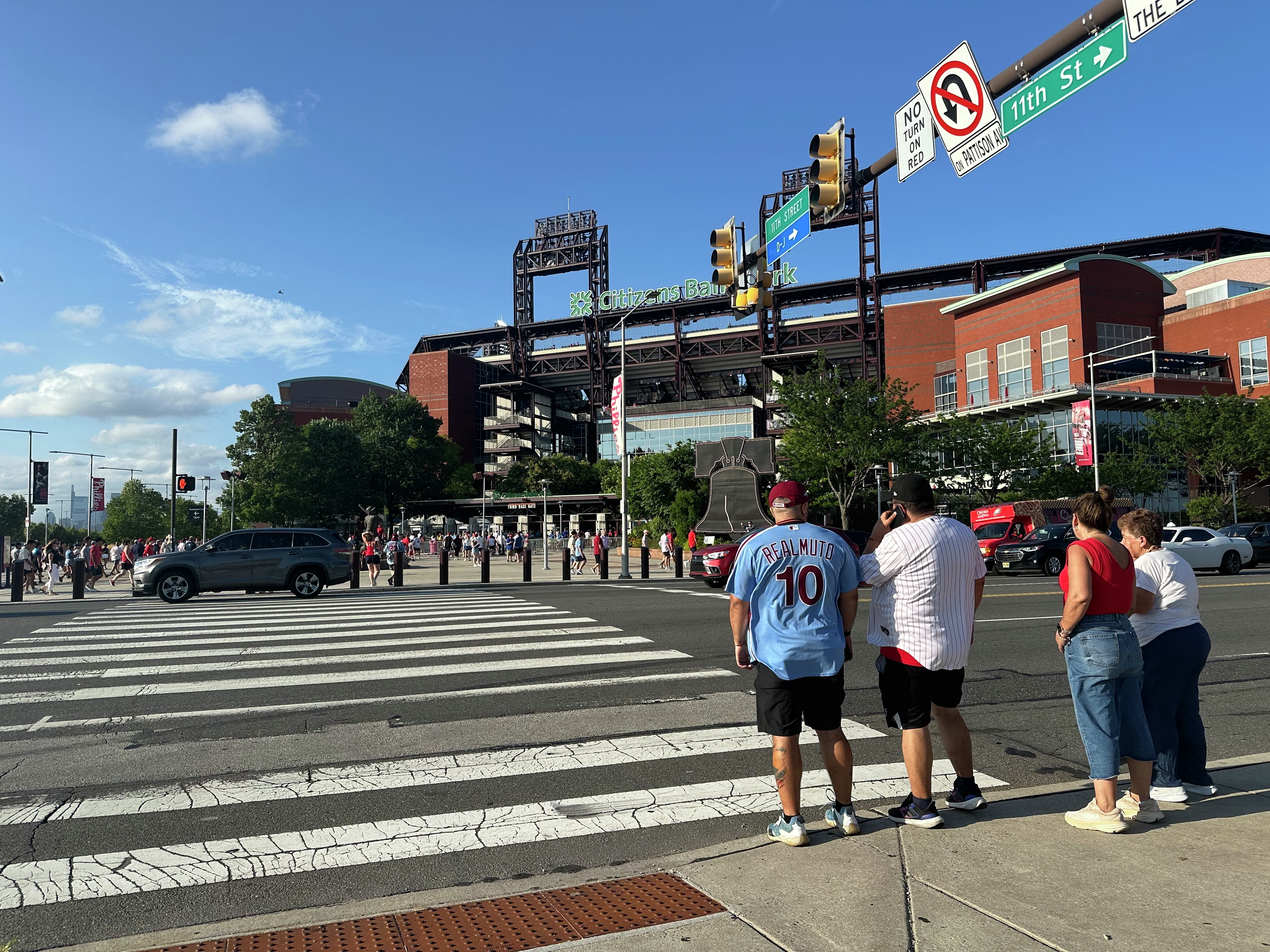 Phillies fans find brief reprieve from excessive heat at Citizens Bank Park