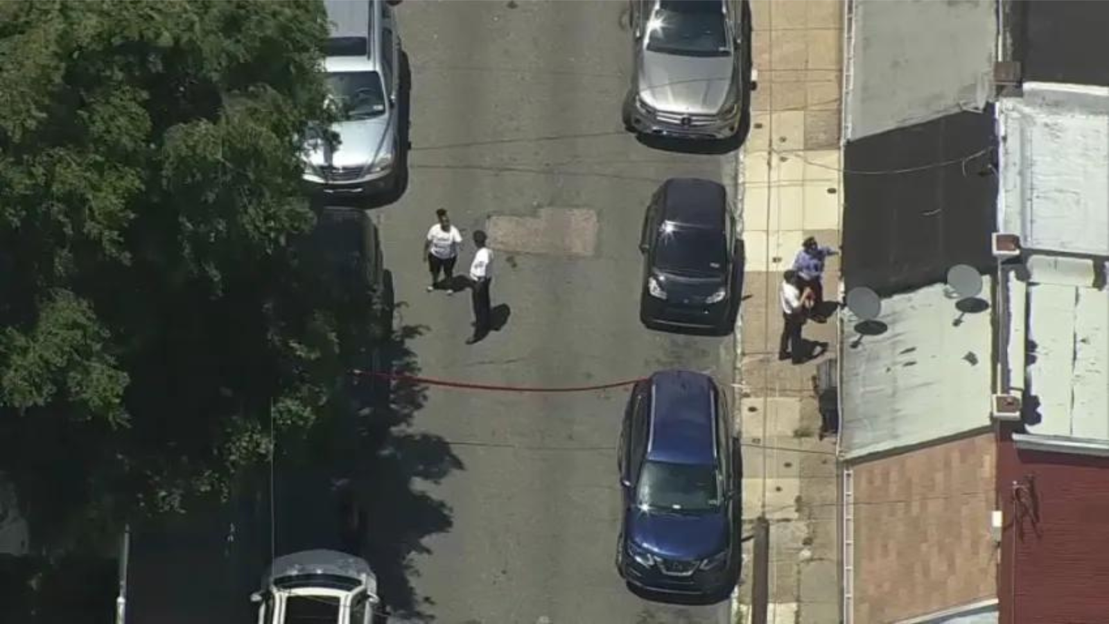 8-year-old shot in leg in East Frankford