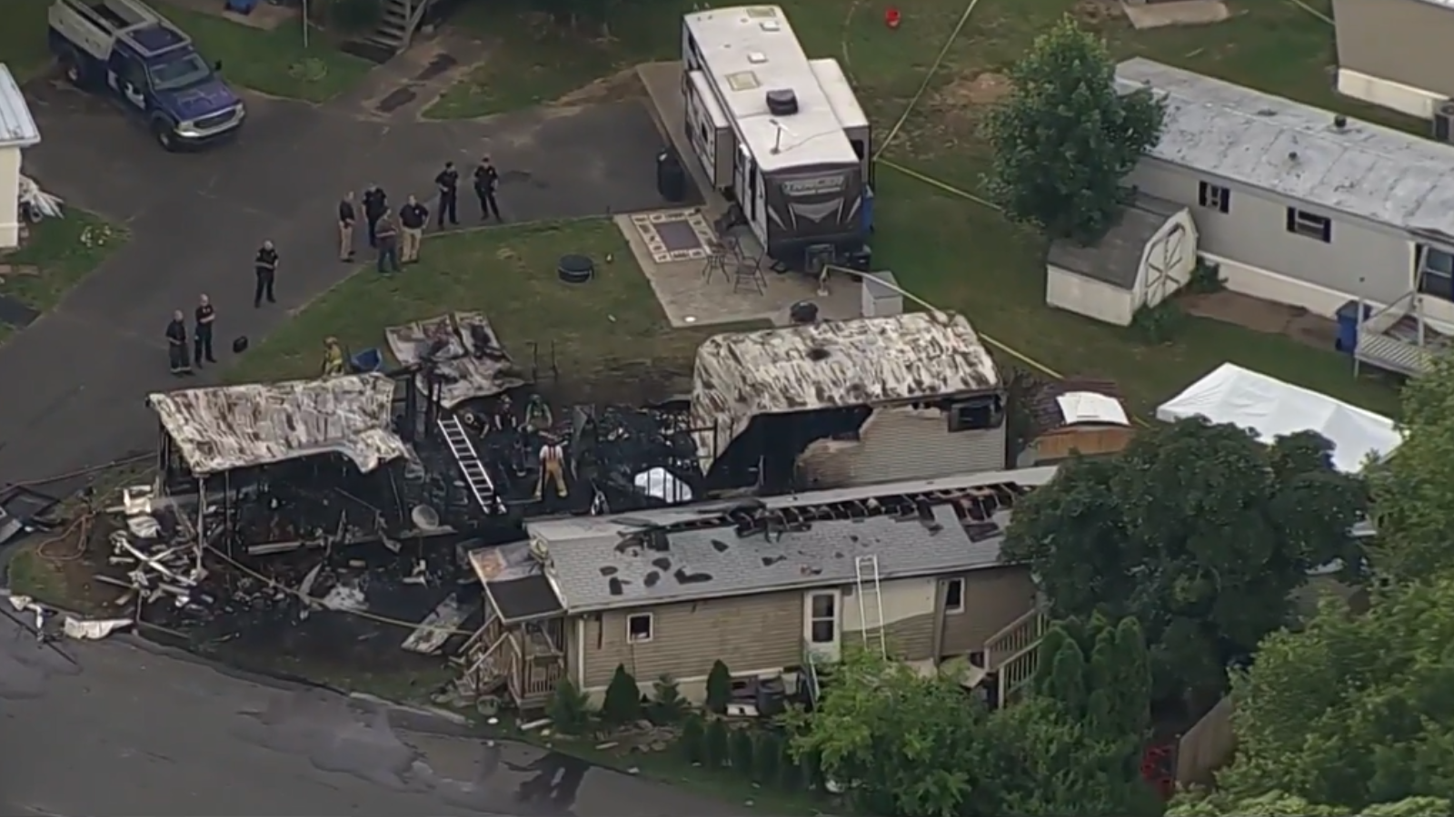 Man dies after fire rips through Bensalem trailer park home