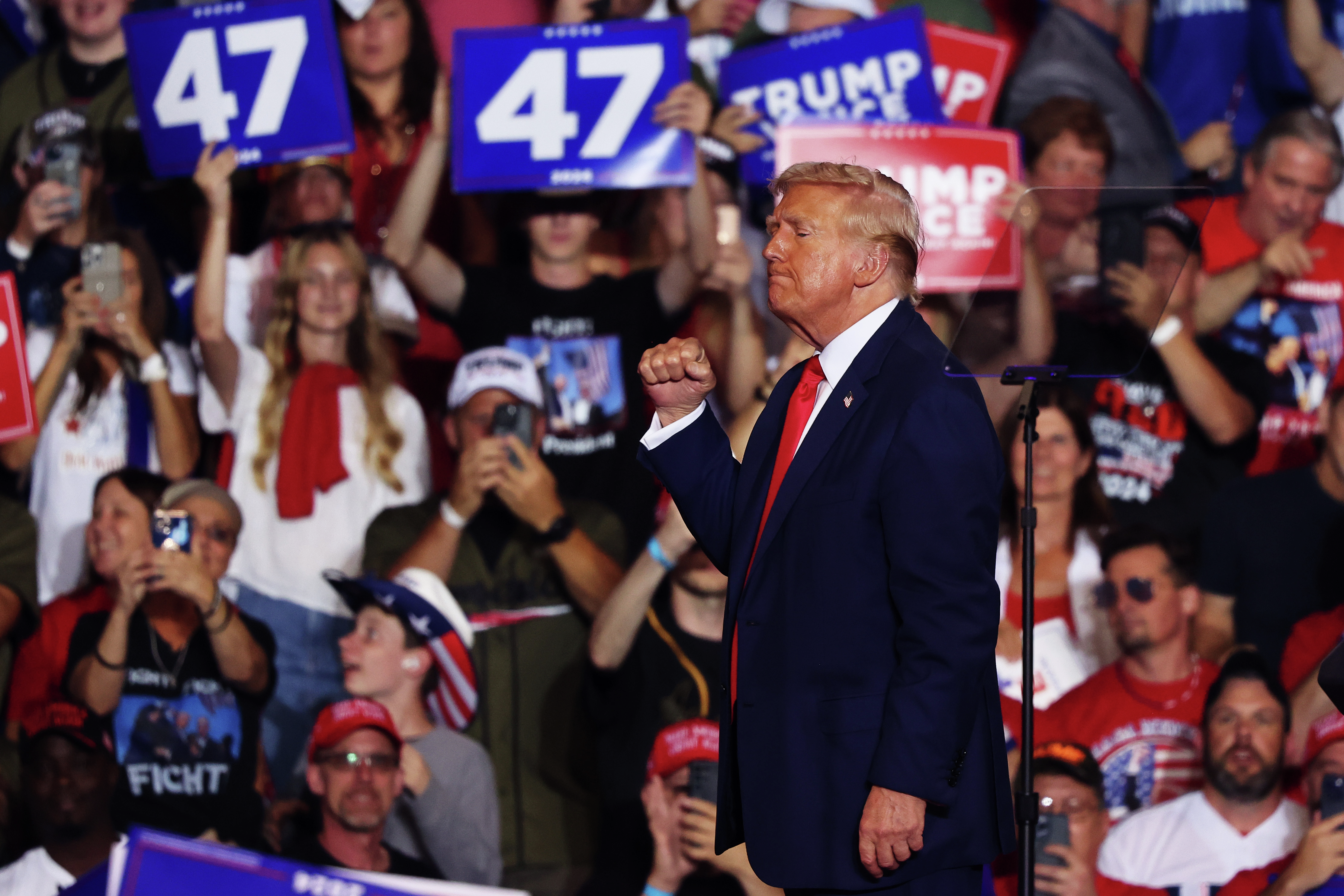 Trump heads to battleground states as DNC kicks off in Chicago