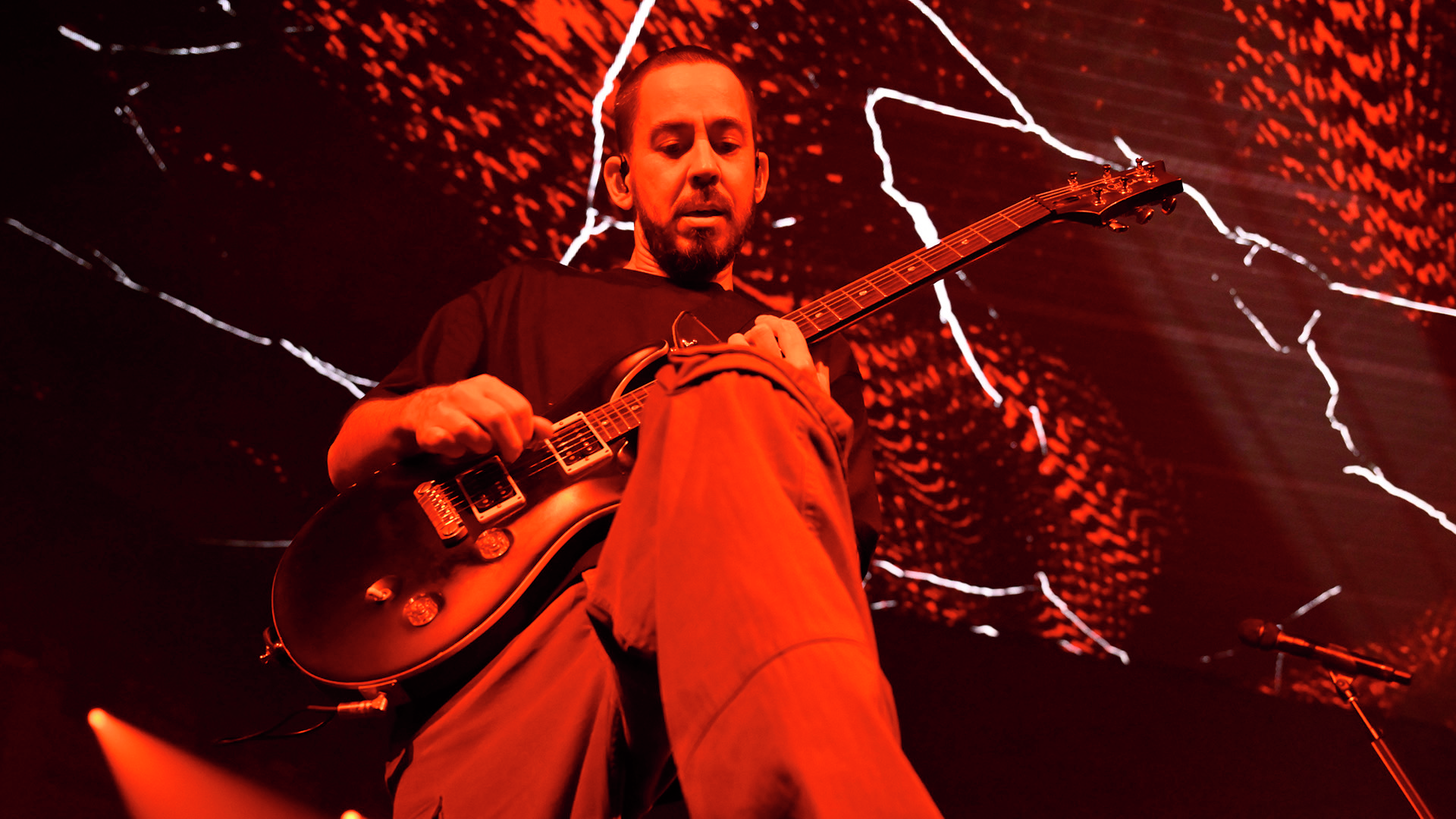 Mike Shinoda of Linkin Park