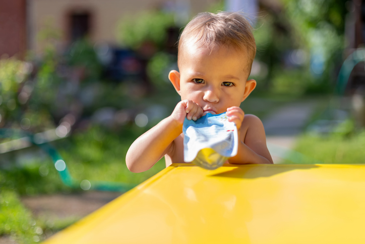 Pediatrics expert warns of health risks of some snacks for children