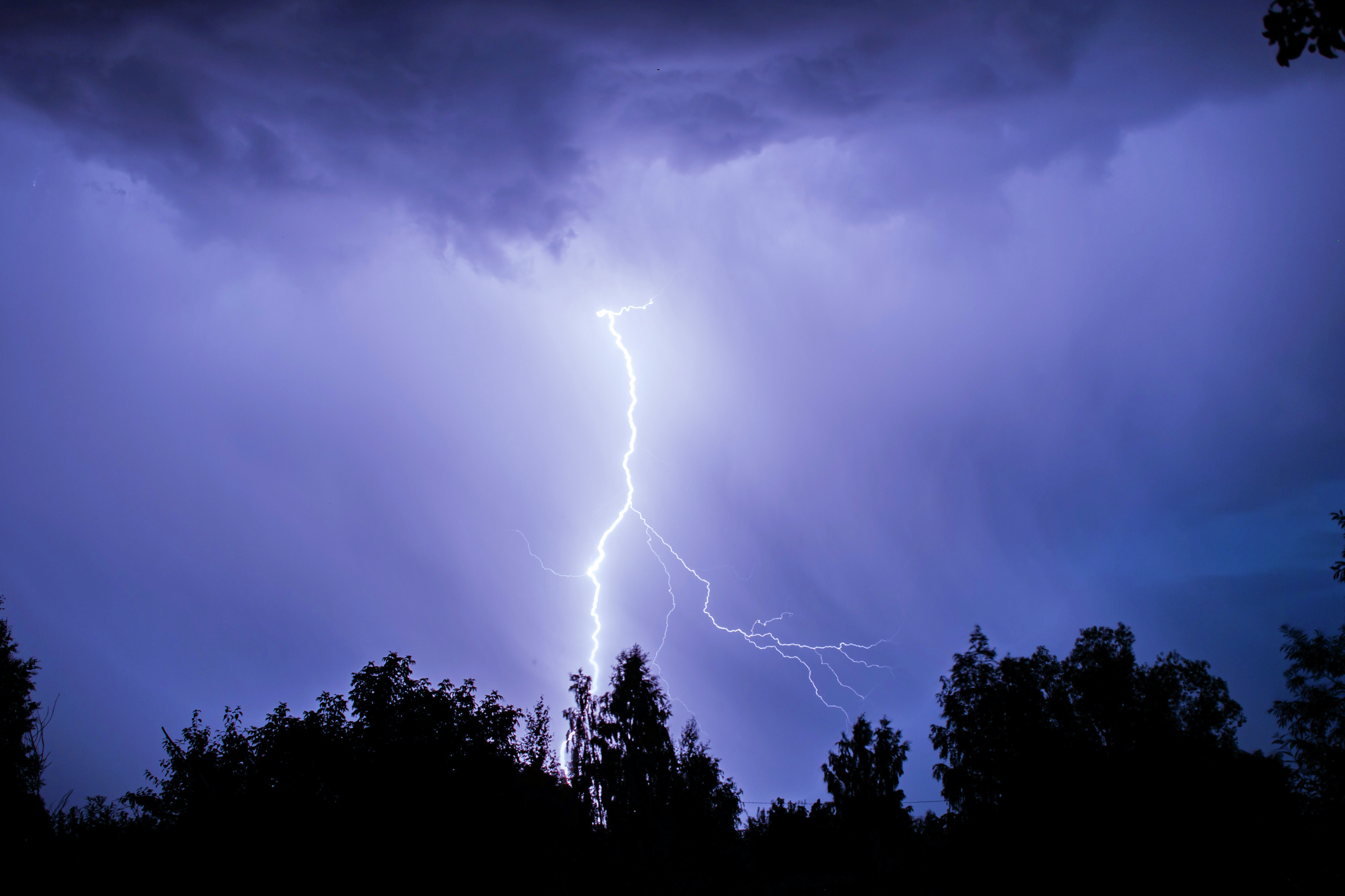 NEWSLINE: Man who died during storm on NJ beach was struck by lightning