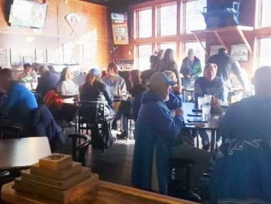 'Full of Honolulu Blue': Detroit bars filling up hours before Lions playoff game