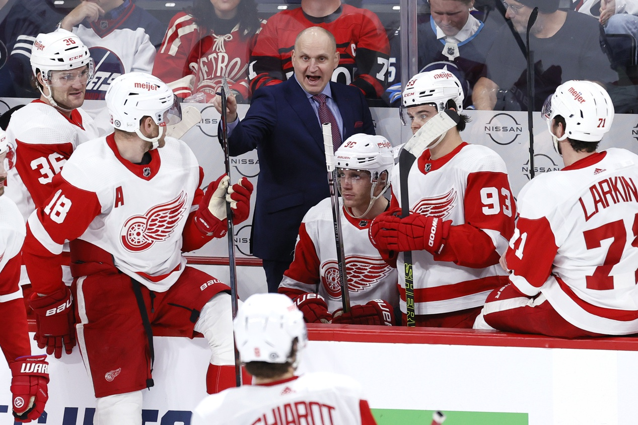 Red Wings HC Derek Lalonde talks playoff push, Dad duties, and Super Bowl!