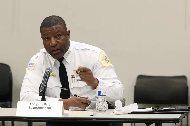 Questions arise over history of 5 CPD officers involved in fatal shooting of Dexter Reed
