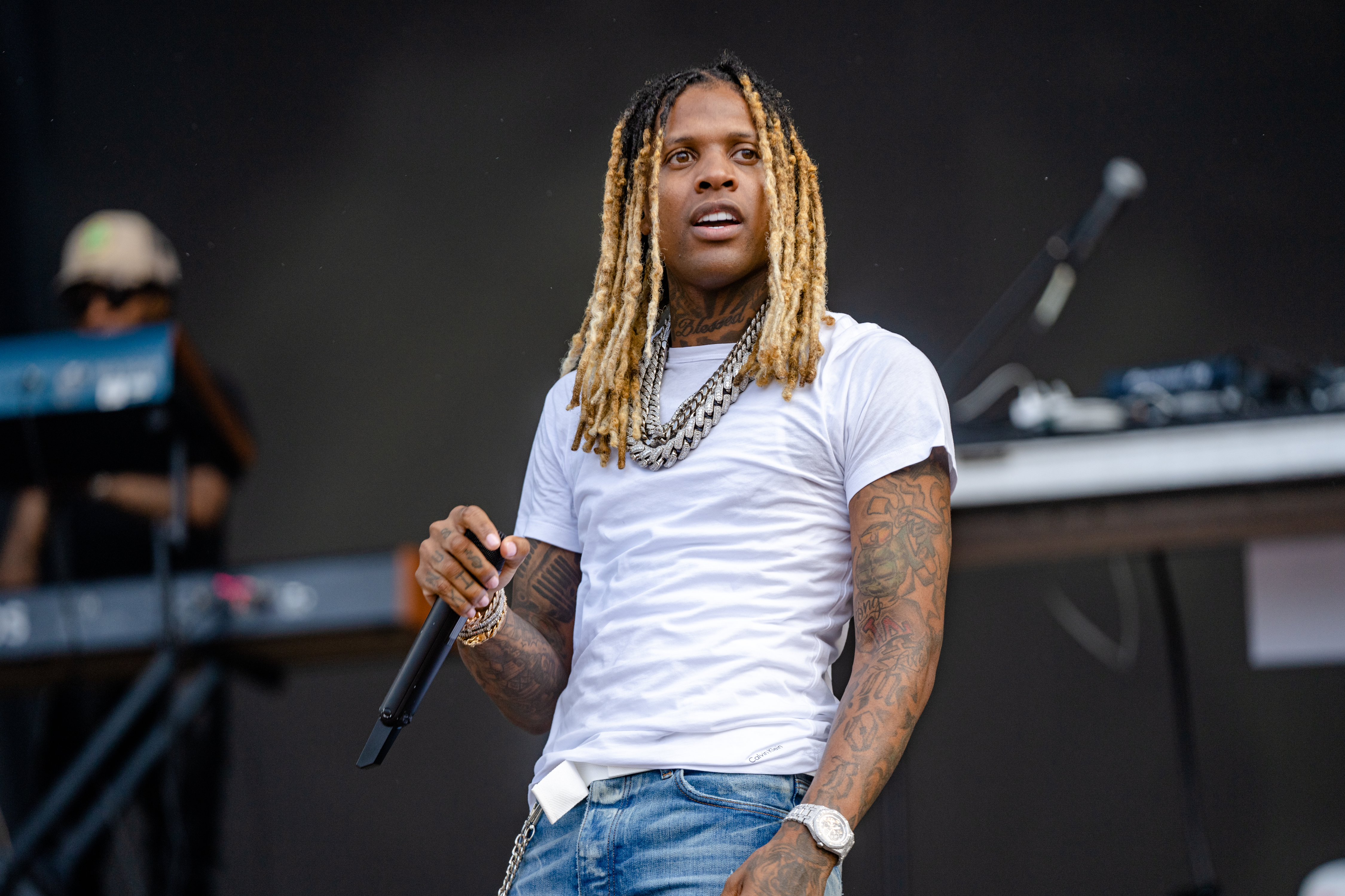 Rapper Lil Durk's United Center concert abruptly ends in chaos