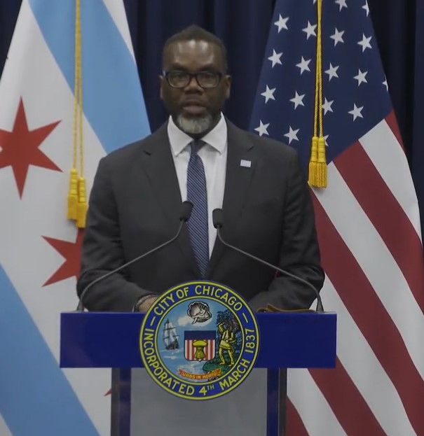 Johnson pleased with CTA, refuses to discuss future of transit agency's president