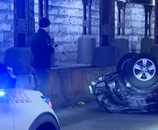 Teen robbery suspects arrested on South Side following violent crash