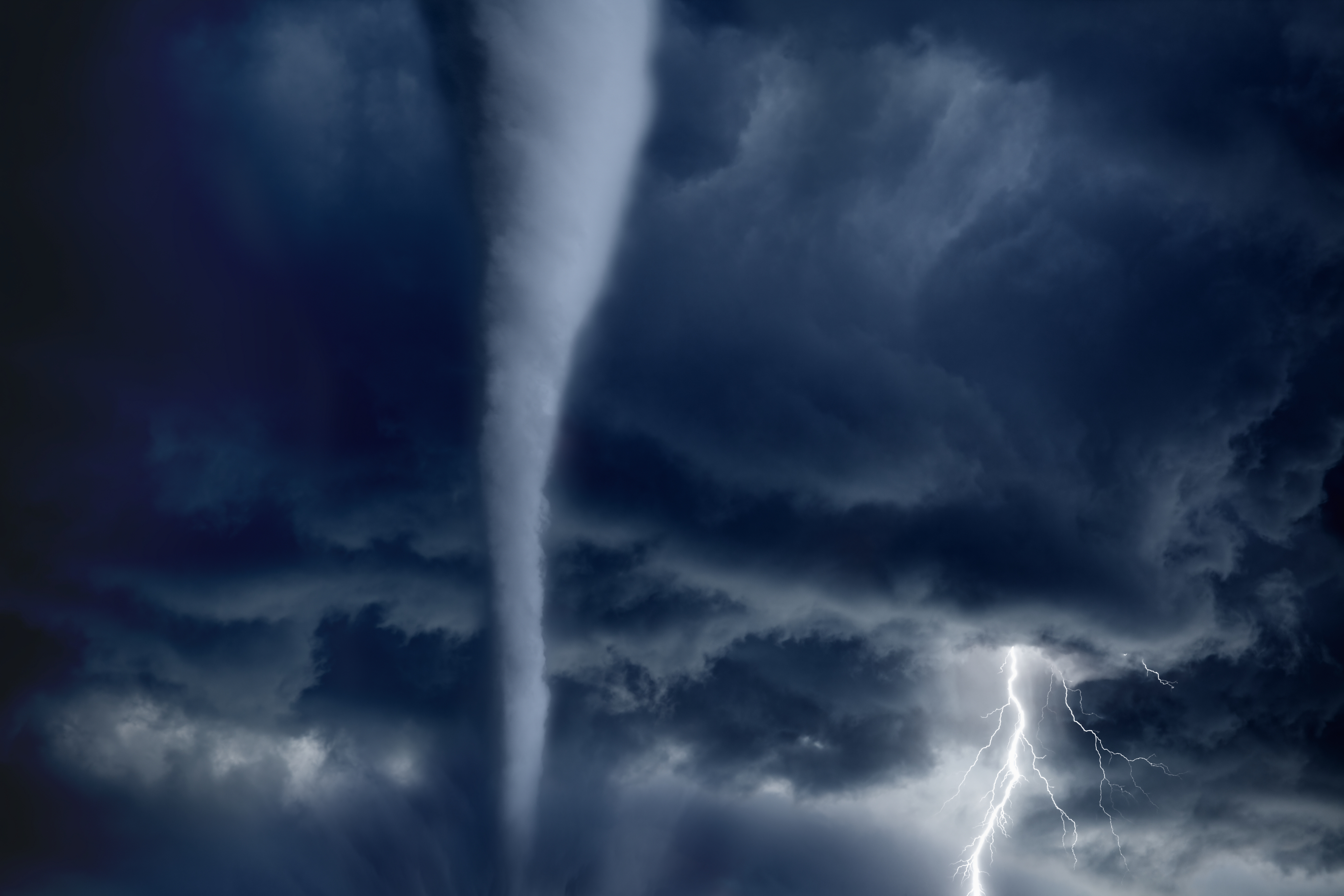 Waterspouts spotted over Lake Michigan