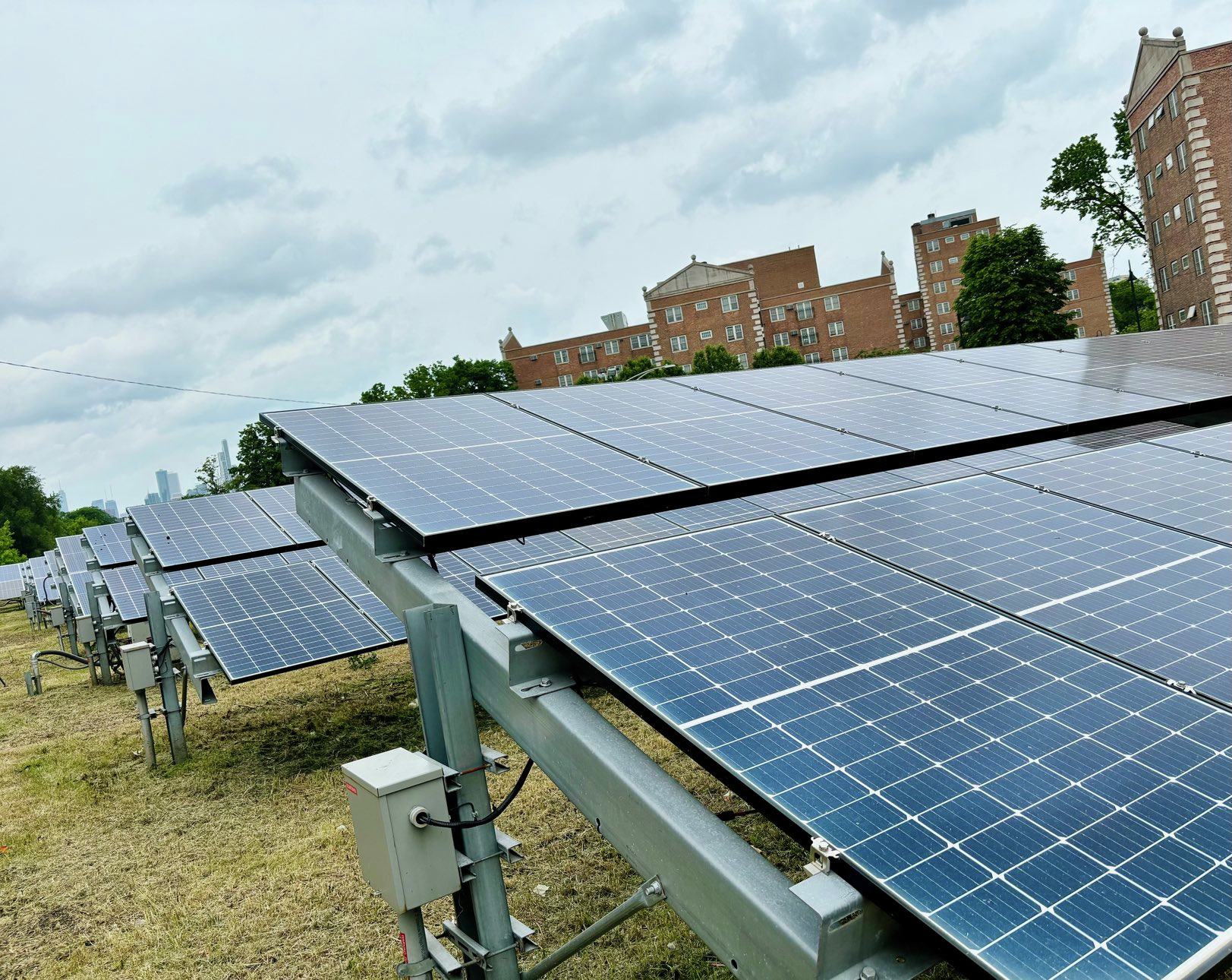 One of the nation's first microgrids comes to Bronzeville