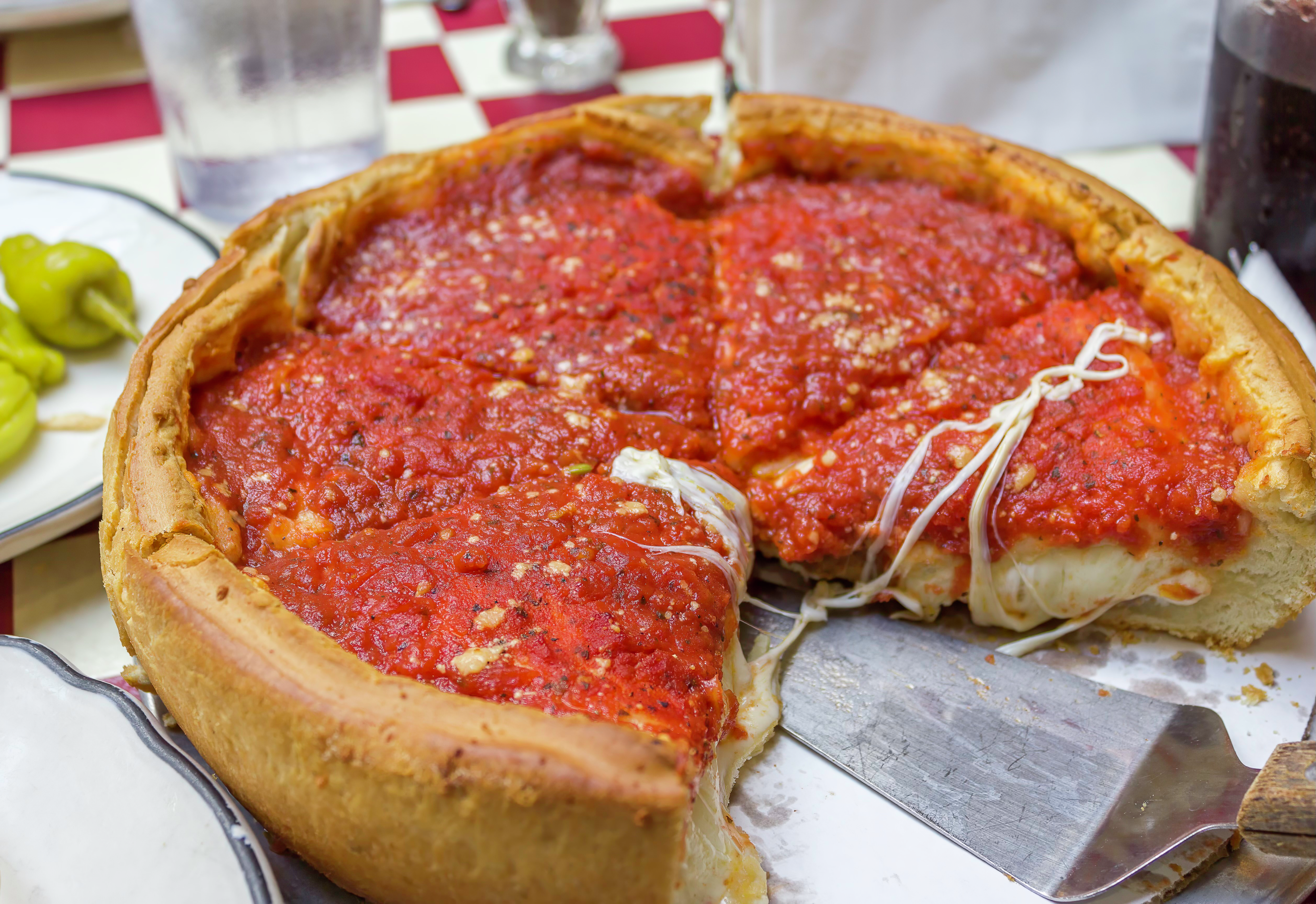 Chicago pizza staple weighs in on where the US pizza capital is located