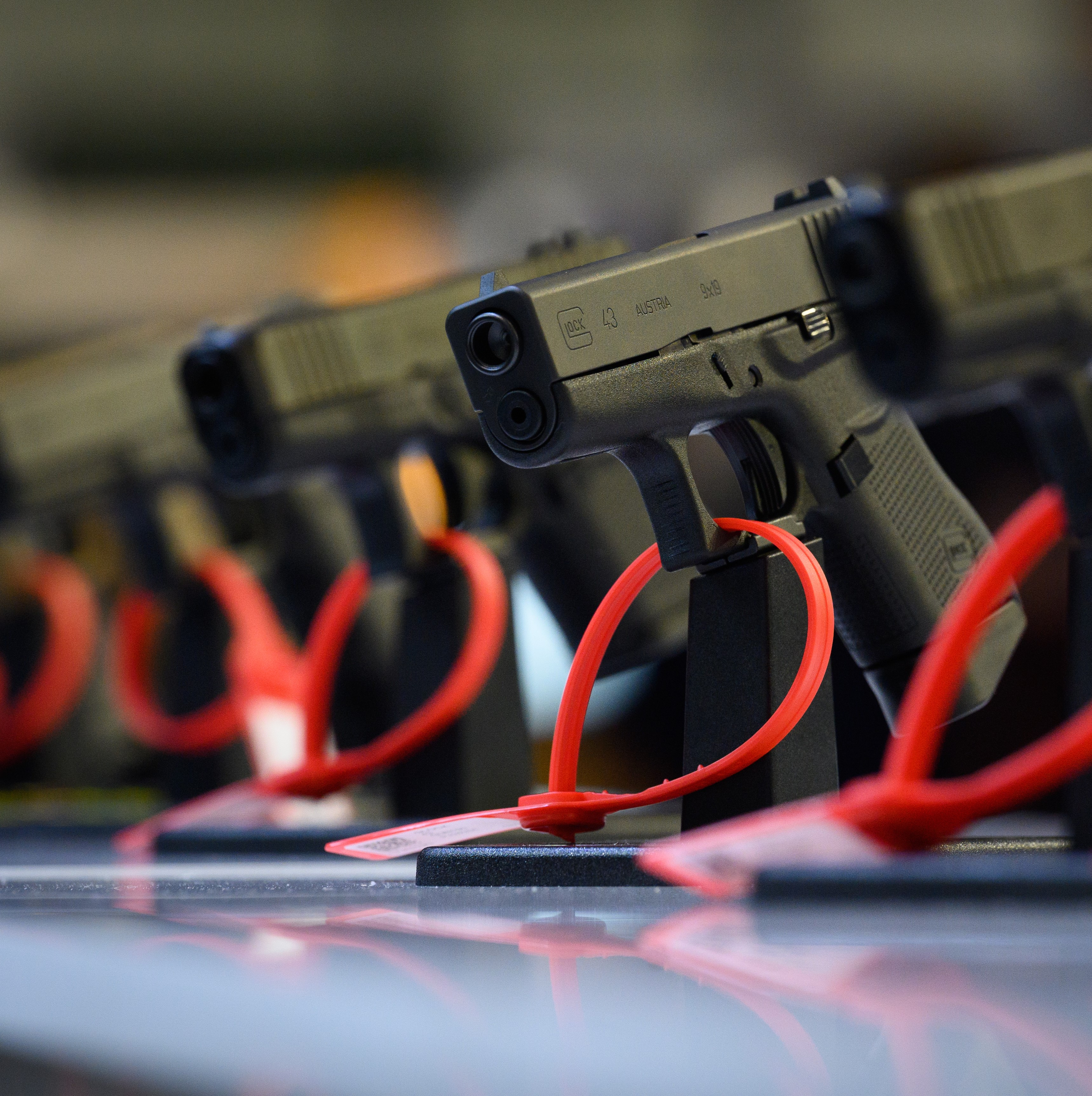 Chicago expands lawsuit against major gun manufacturer