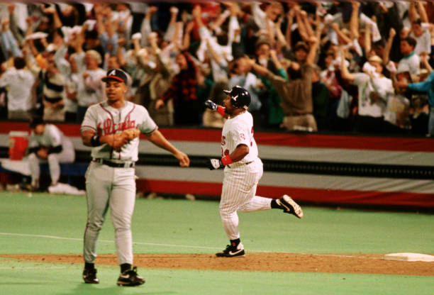 Kirby Wins Game 6 in 1991 World Series!