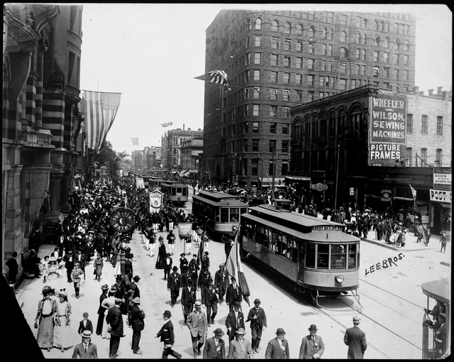 Looking Back: The end of Minneapolis' trolley era to the return of light rail