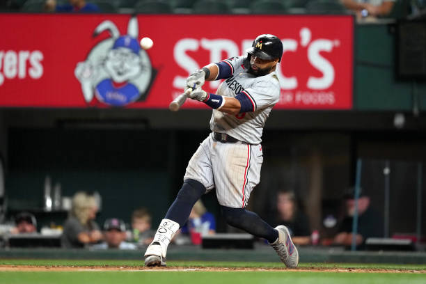 Twins get a 9th inning sac fly to knock off Texas 3-2 Thursday