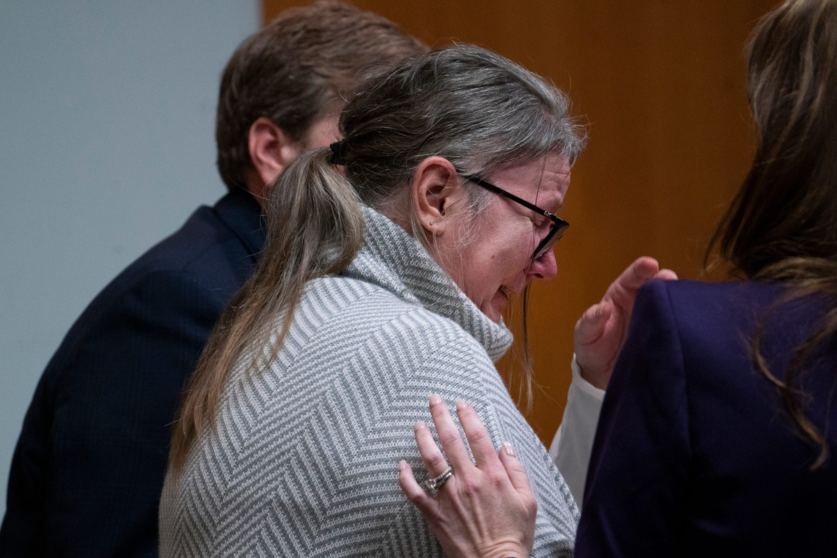 Emotions flare in day one of the trial against Jennifer Crumbley | A bomb threat at the University of Michigan causes massive police response