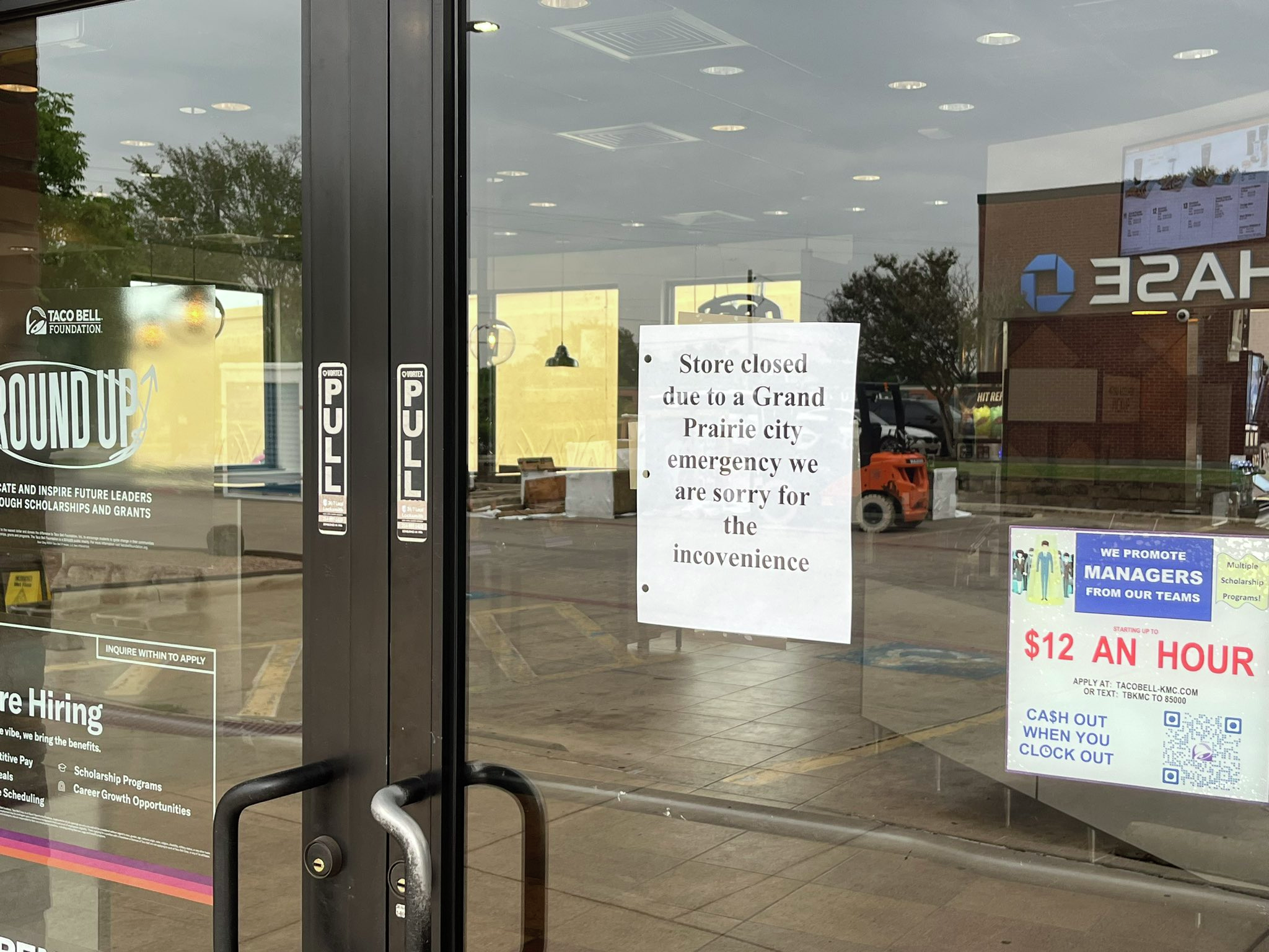 Grand Prairie's water issue shuts down businesses