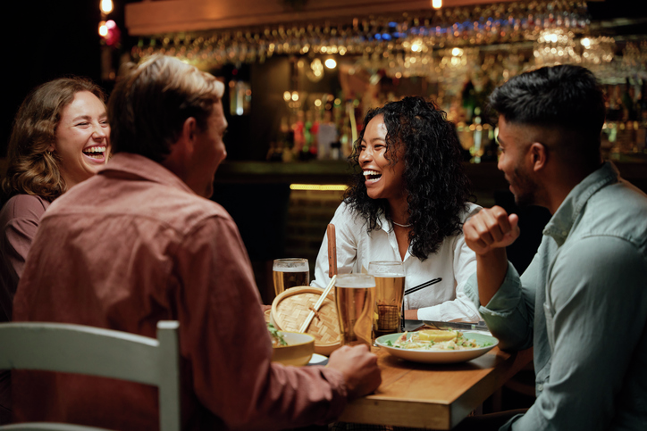 This app will help you safely make new friends over dinner!