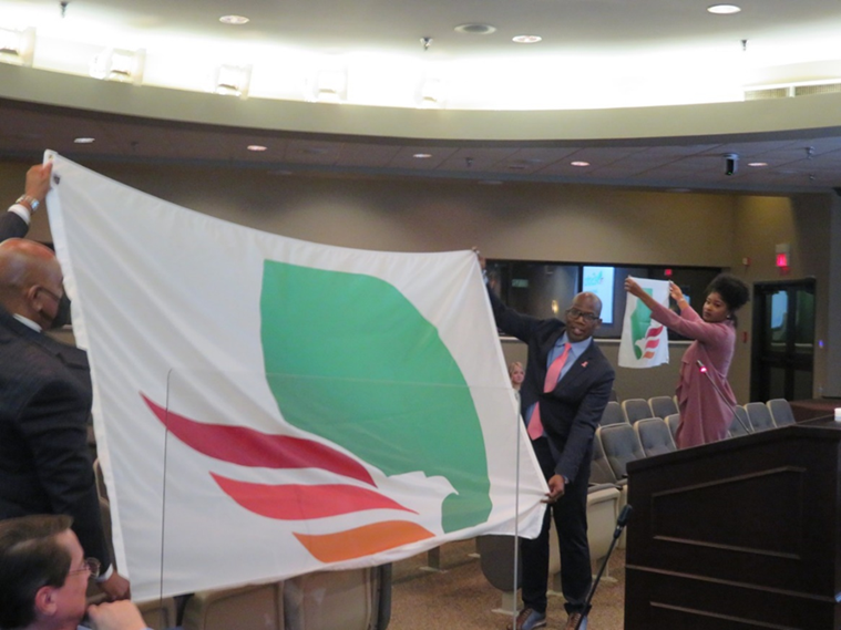 DeSoto adopts new city flag and logo