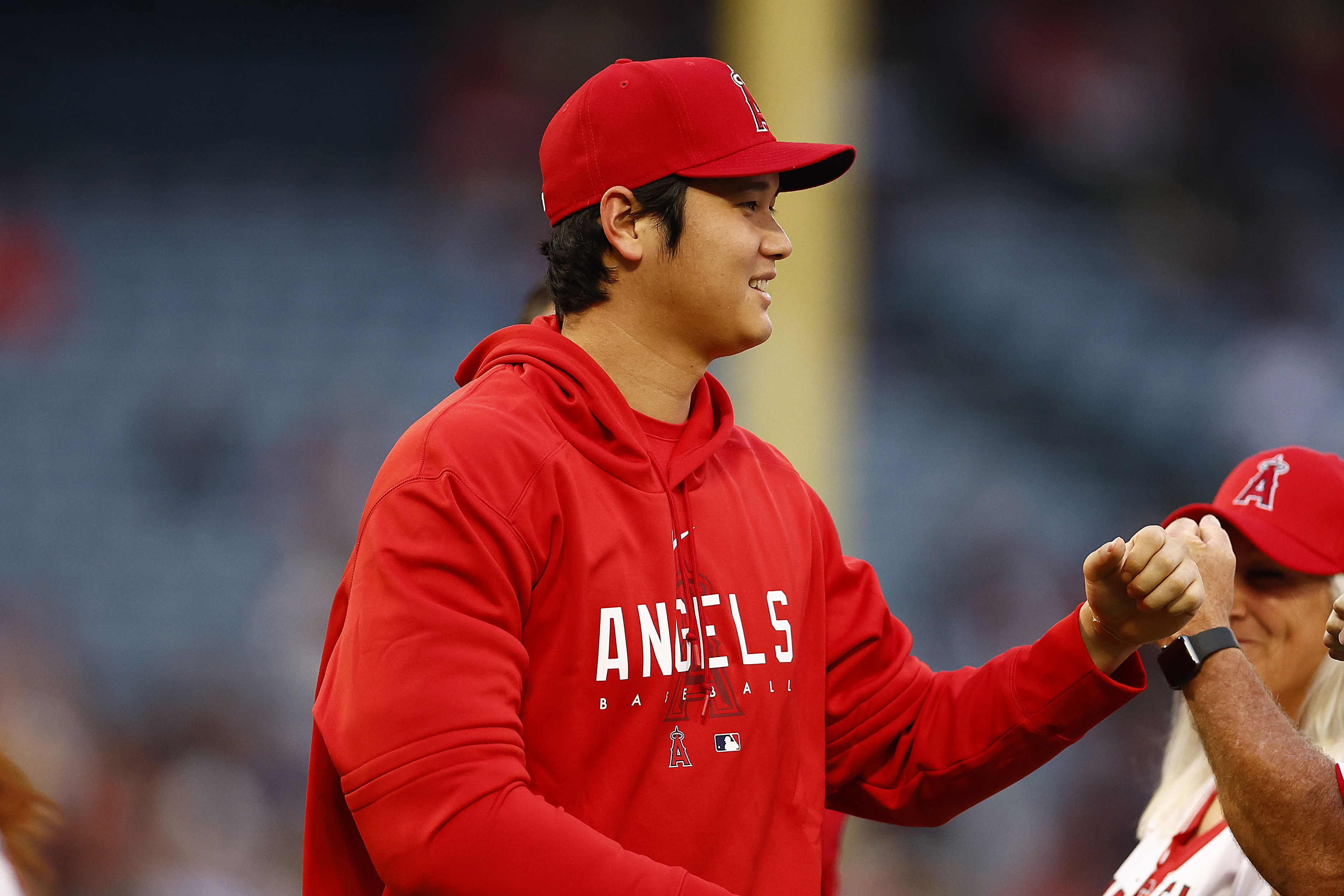 Breaking down Shohei Ohtani's historic $700 million contract