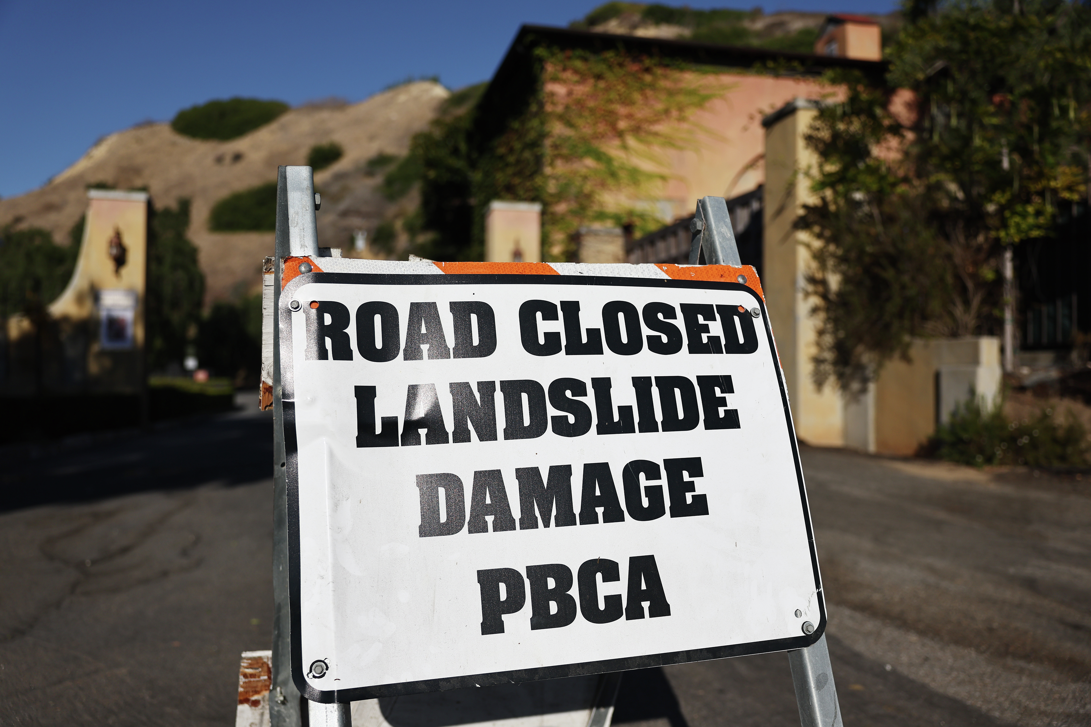 Temporary solutions for victims of Rancho Palos Verdes landslide