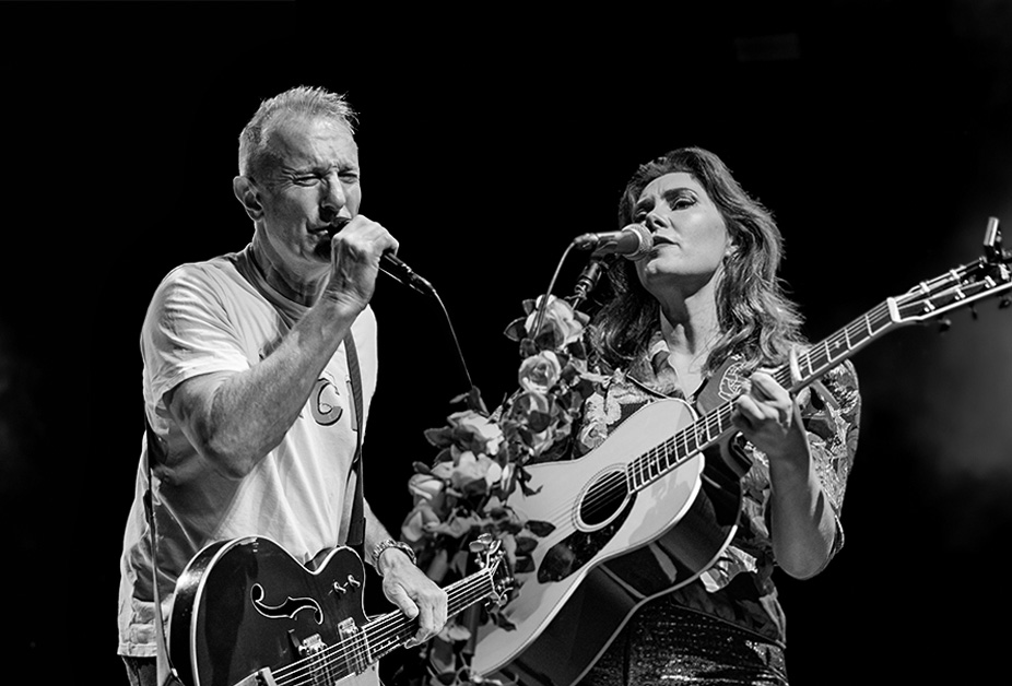 GIG REVIEW: James Reyne Lights Up Enmore Theatre | Way Out West Tour with Ella Hooper