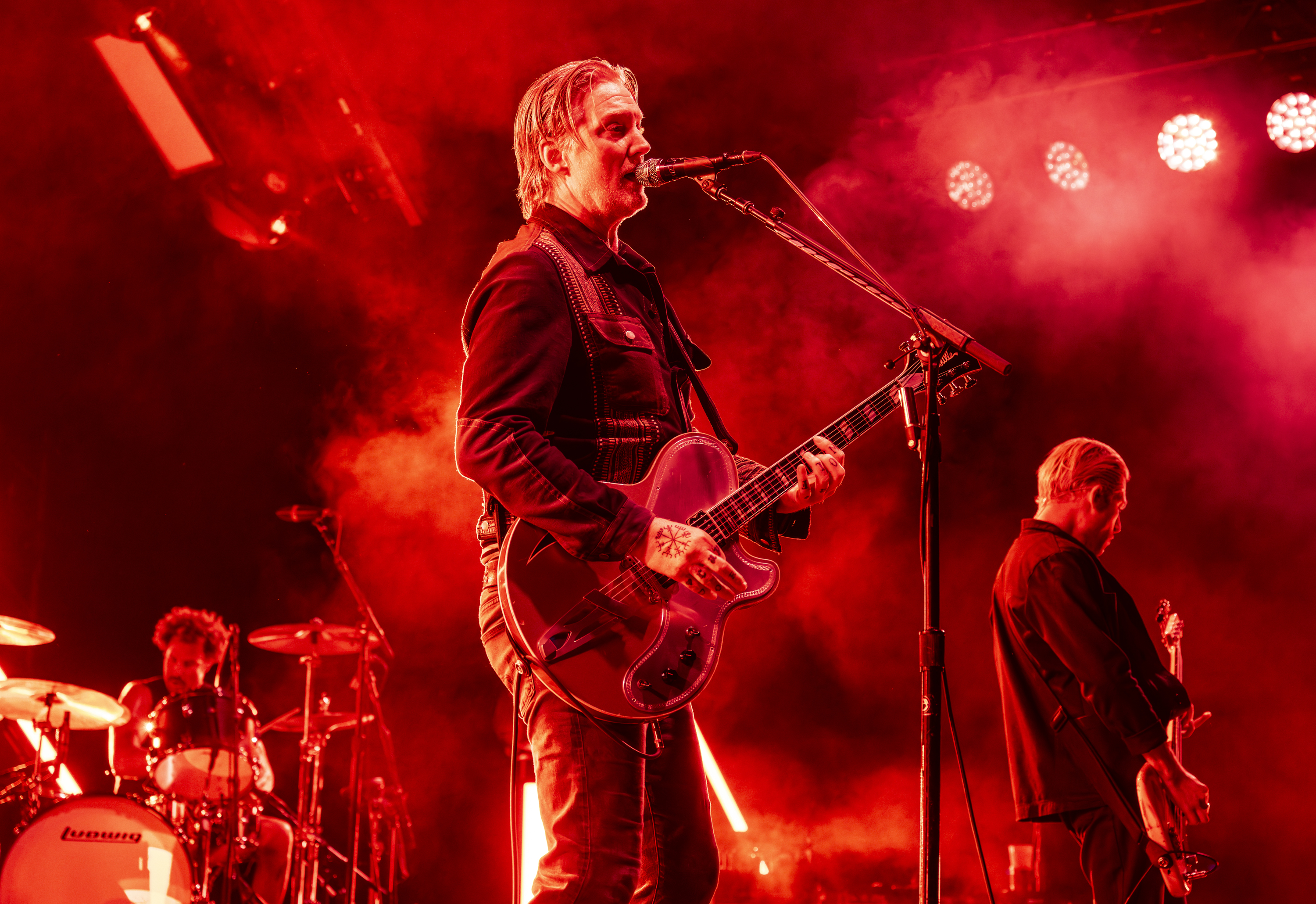 Josh Homme Talks New QOTSA Album and Upcoming Australian Tour | FULL INTERVIEW