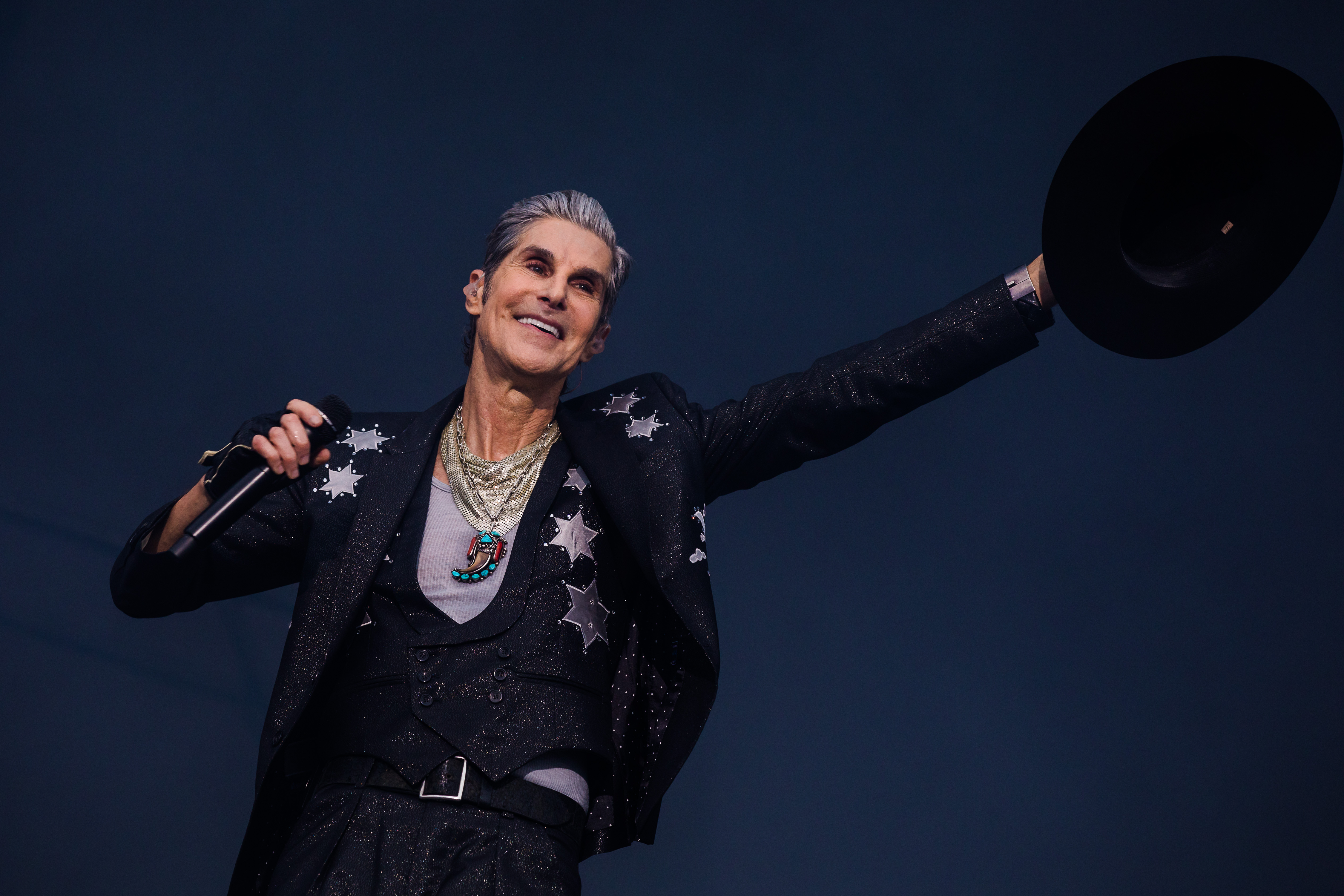 Perry Farrell Of Janes Addiction Talks Touring Australia | FULL INTERVIEW