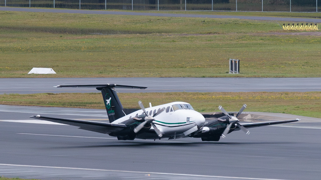 Report released following 'wheels up' emergency landing at Newcastle airport