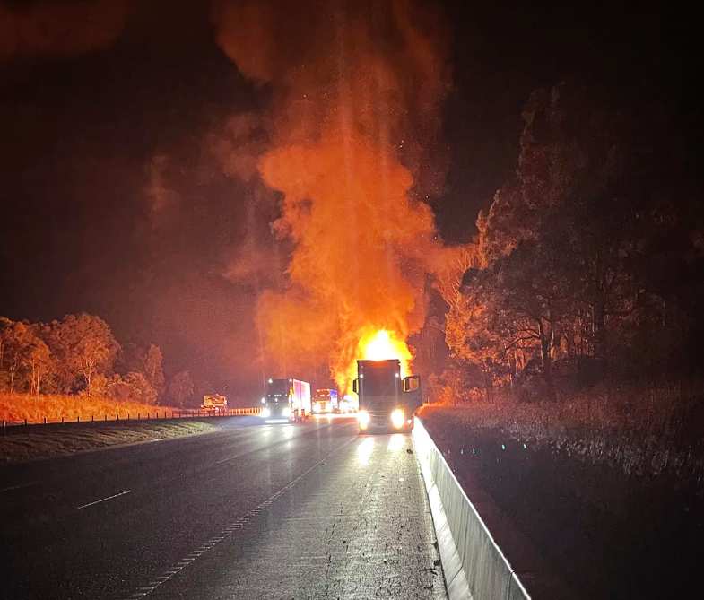 Truck fire on the M1 at Warnervale shuts down highway