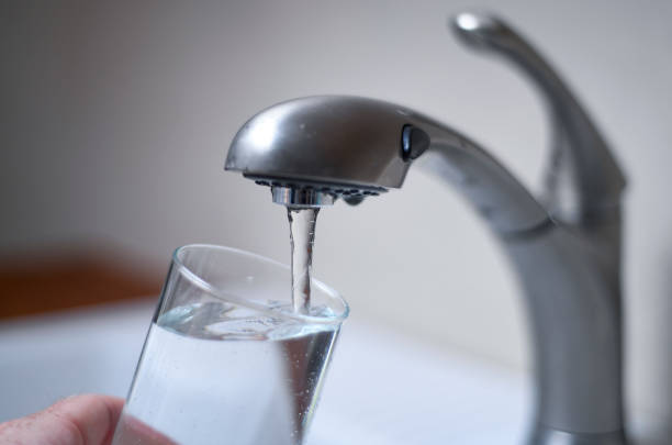 51 out of 77 QLD councils choose to go without fluoride water as The Health Minister supports it