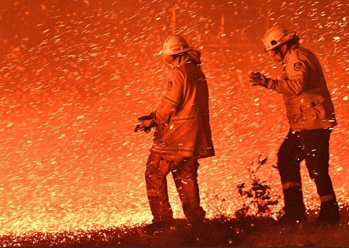 Warning for locals as firefighters tackle bushfire