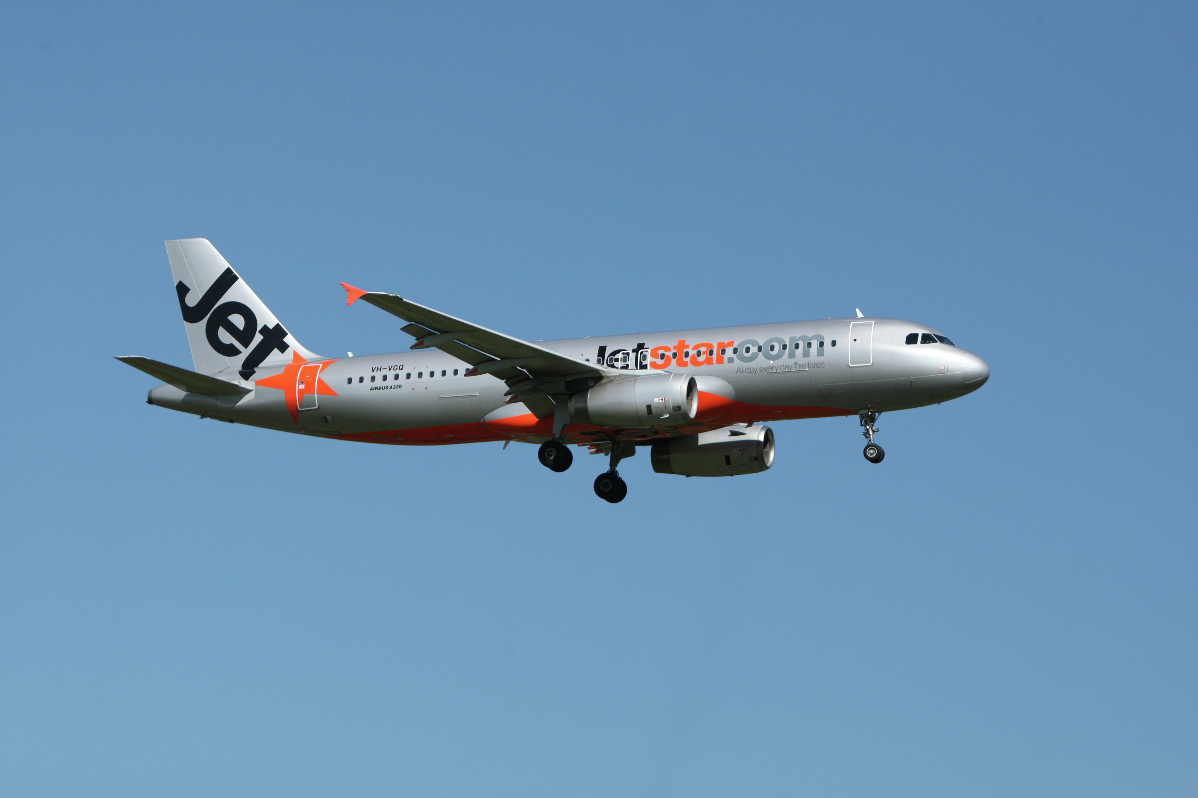 Jetstar's inaugural Cairns to Sunshine Coast flight has taken off!