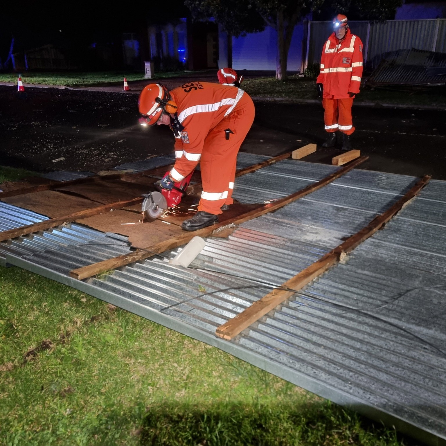 Over 1000 calls made to VicSES following overnight winds