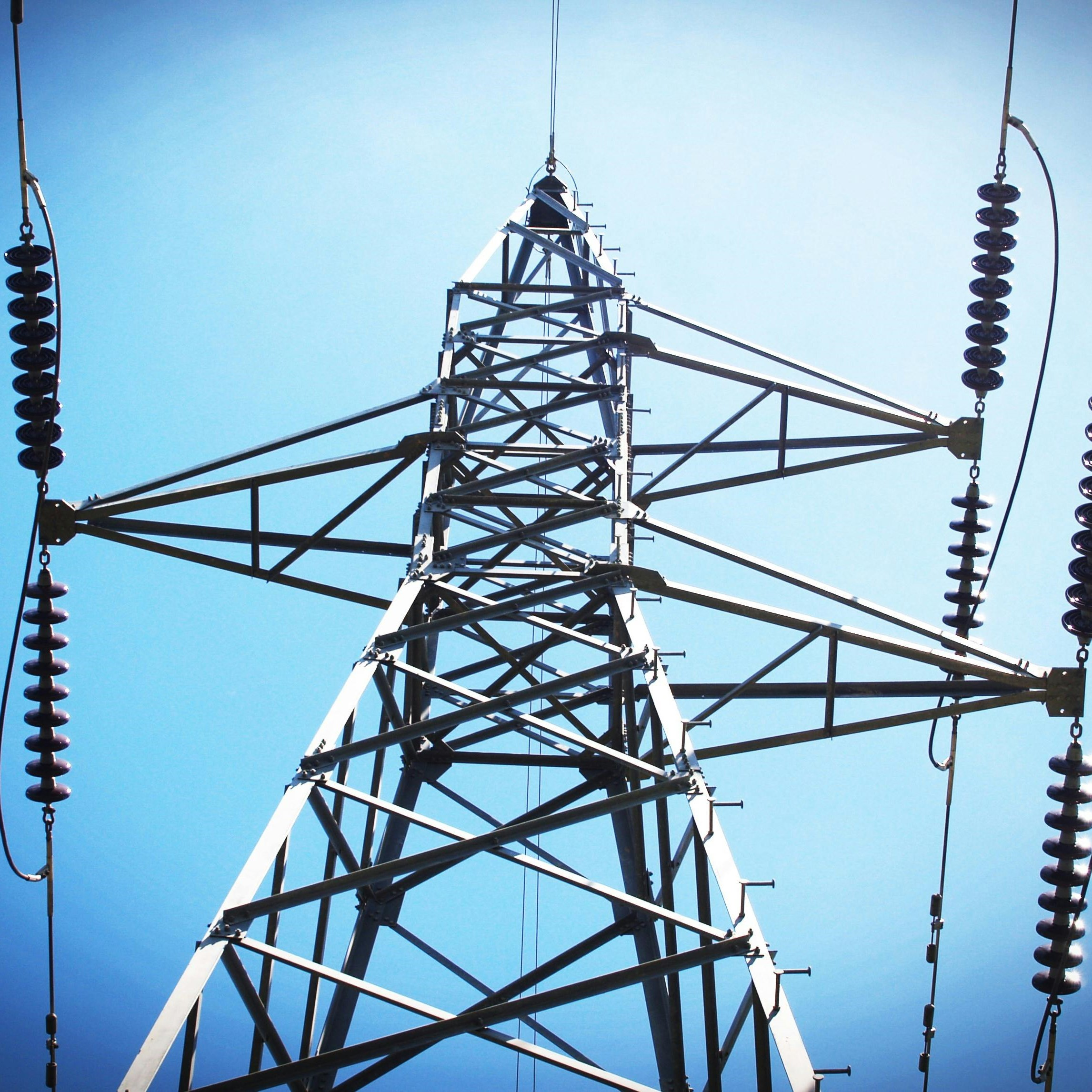 Delays to transmission projects could see power bills rise