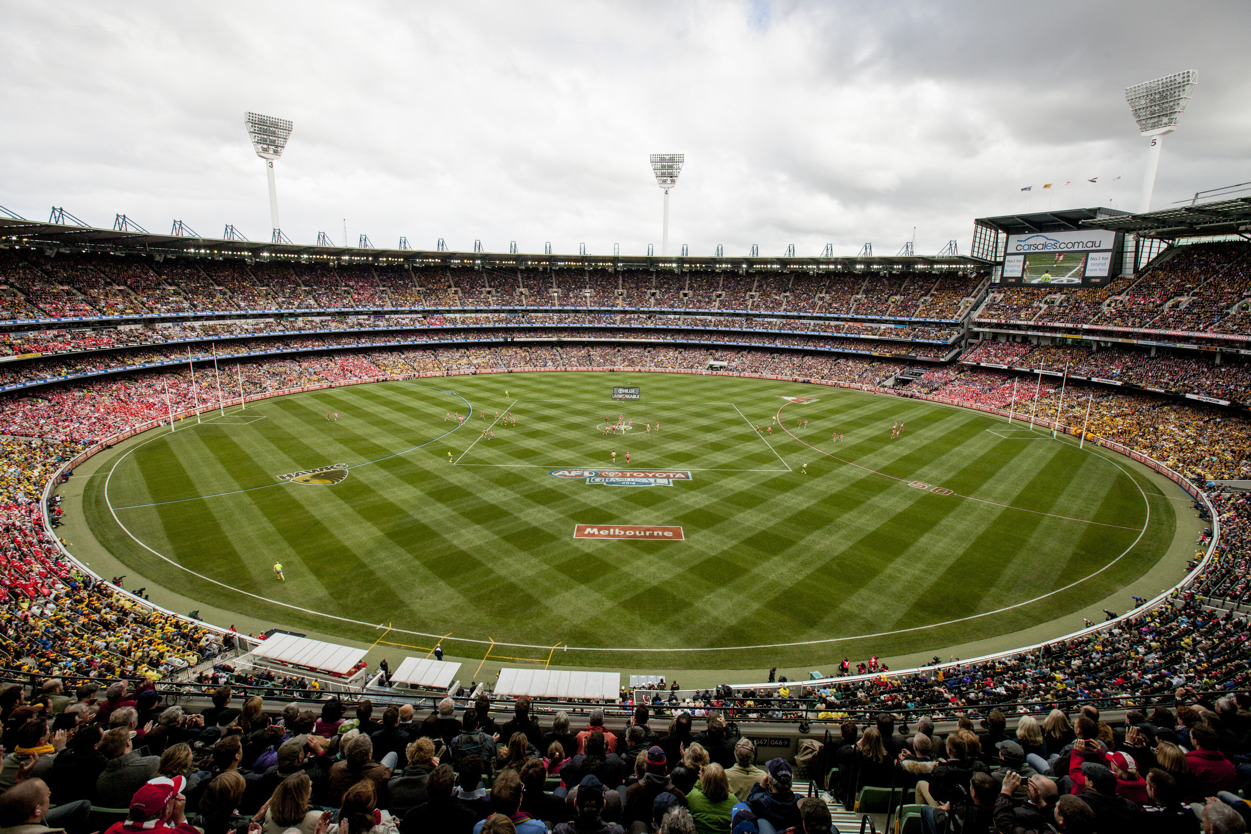 AFL finals ticket prices rise 5-10% for all but cheapest seats; Victoria faces first week without finals